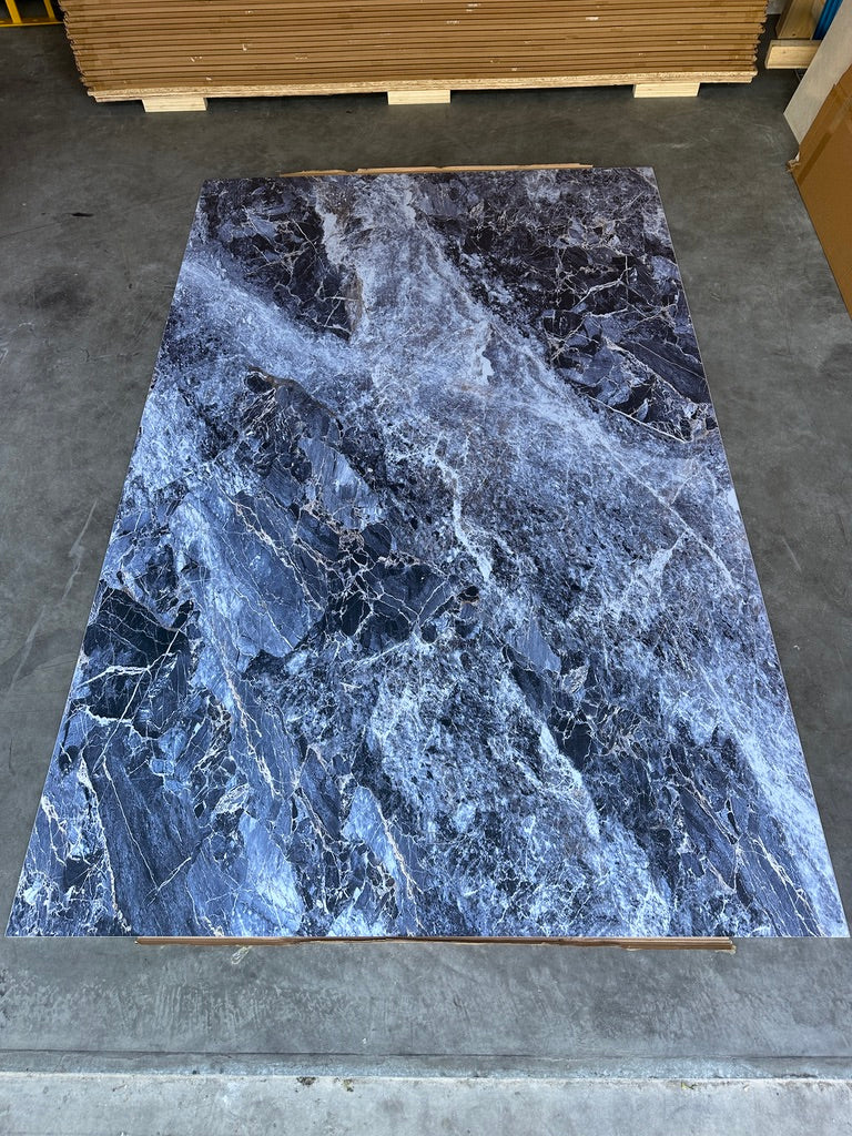 Sodalite Blue SPC Click System - Zestaw 3 Paneli Ściennych 60 × 280 cm