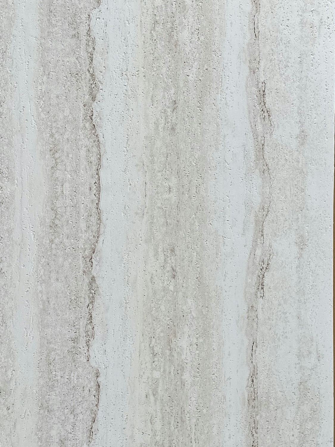 Elastone Travertine TF2, textuur van het wandpaneel 280 × 60 cm